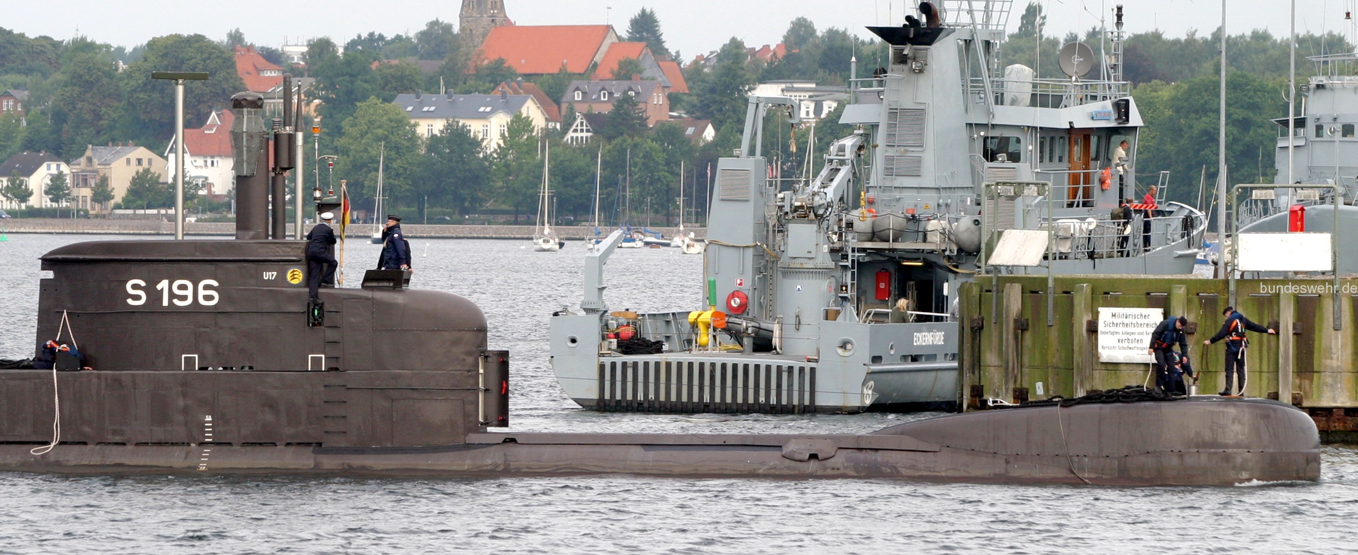 s-196 fgs u17 type 206 class submarine german navy 05