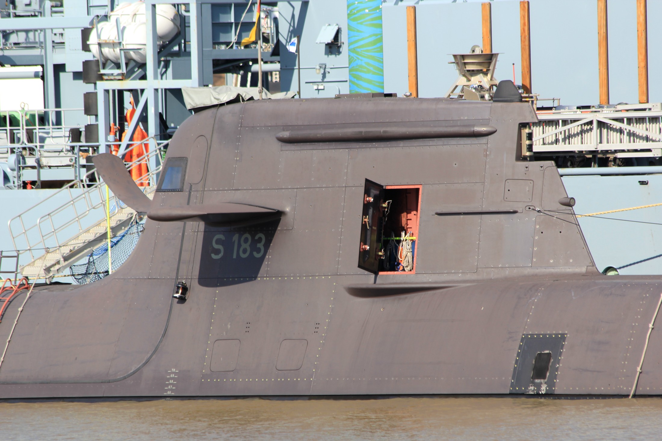 s-183 fgs u33 type 212a class submarine german navy 10