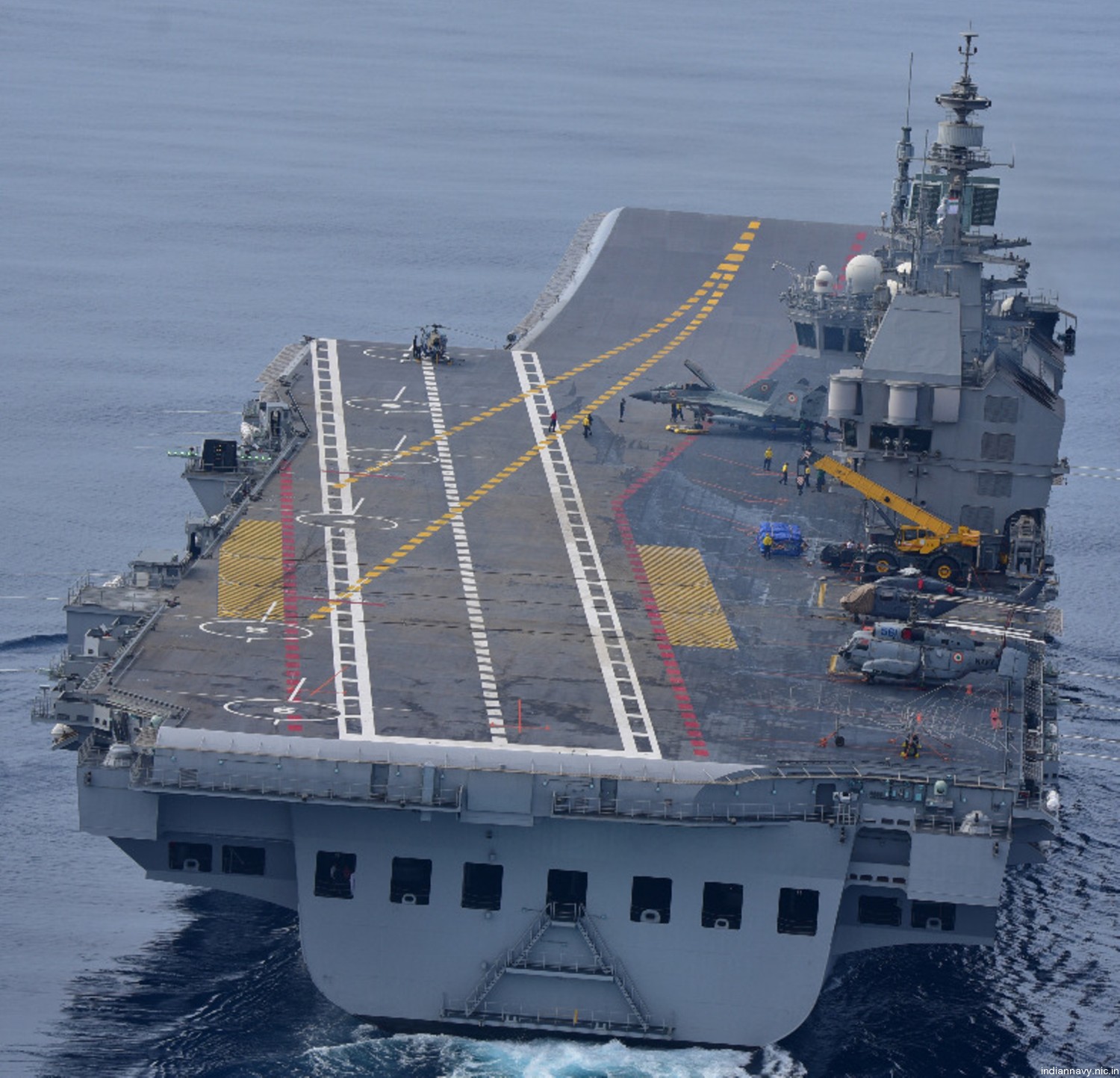 r11 ins vikrant aircraft carrier indian navy iac-1 13
