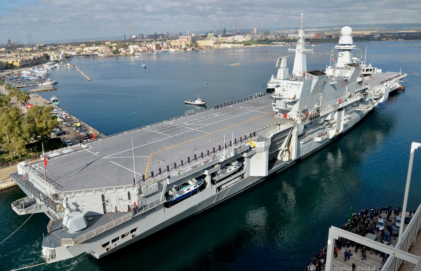 c-550 its cavour aircraft carrier italian navy marina militare 103 taranto