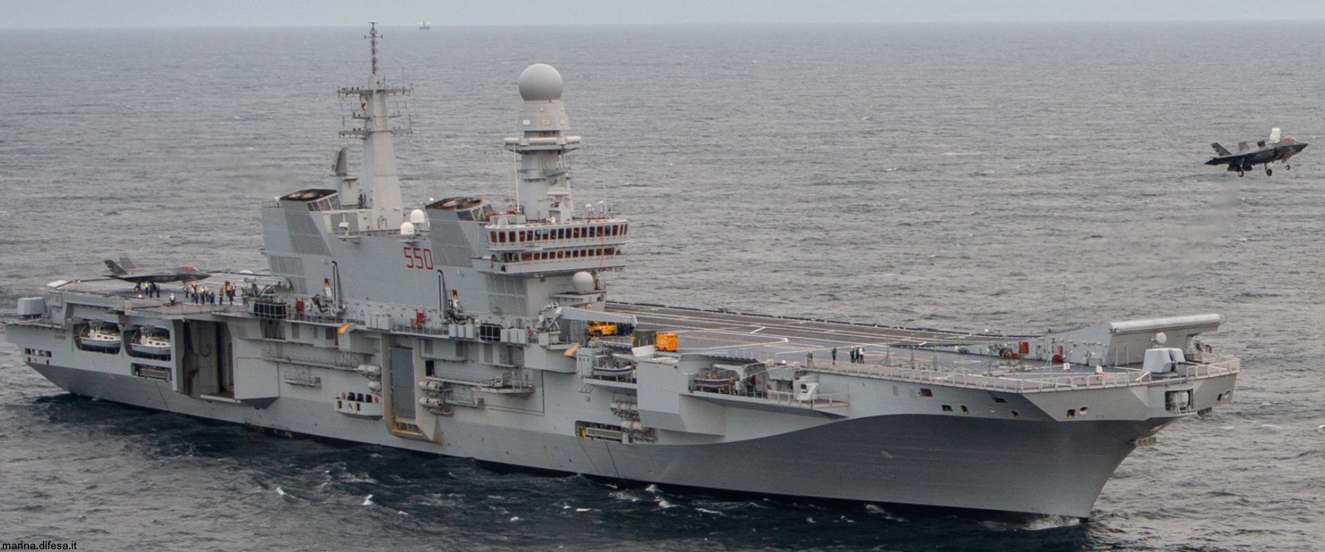 c550 its cavour aircraft carrier italian navy marina militare nave 132