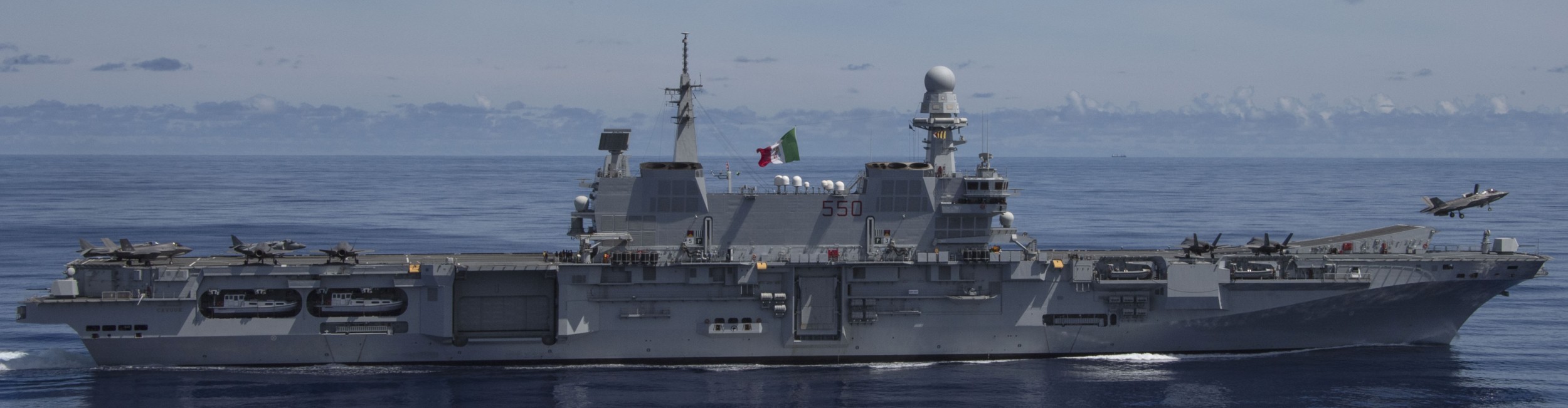 c550 its cavour aircraft carrier italian navy marina militare nave 137