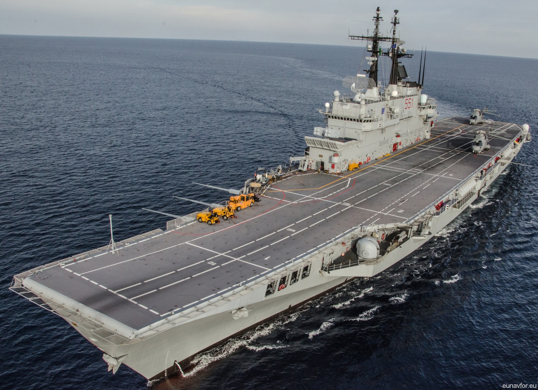 its giuseppe garibaldi c551 aircraft carrier italian navy nave marina militare 70