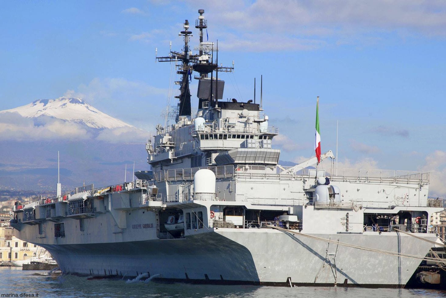 c-551 its giuseppe garibaldi aircraft carrier italian navy marina militare 75