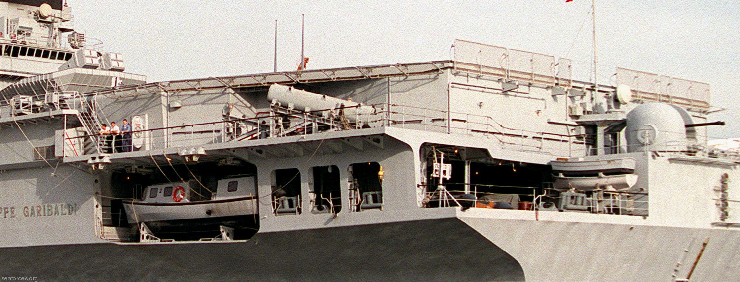 c-551 its giuseppe garibaldi aircraft carrier italian navy marina militare x4 armament