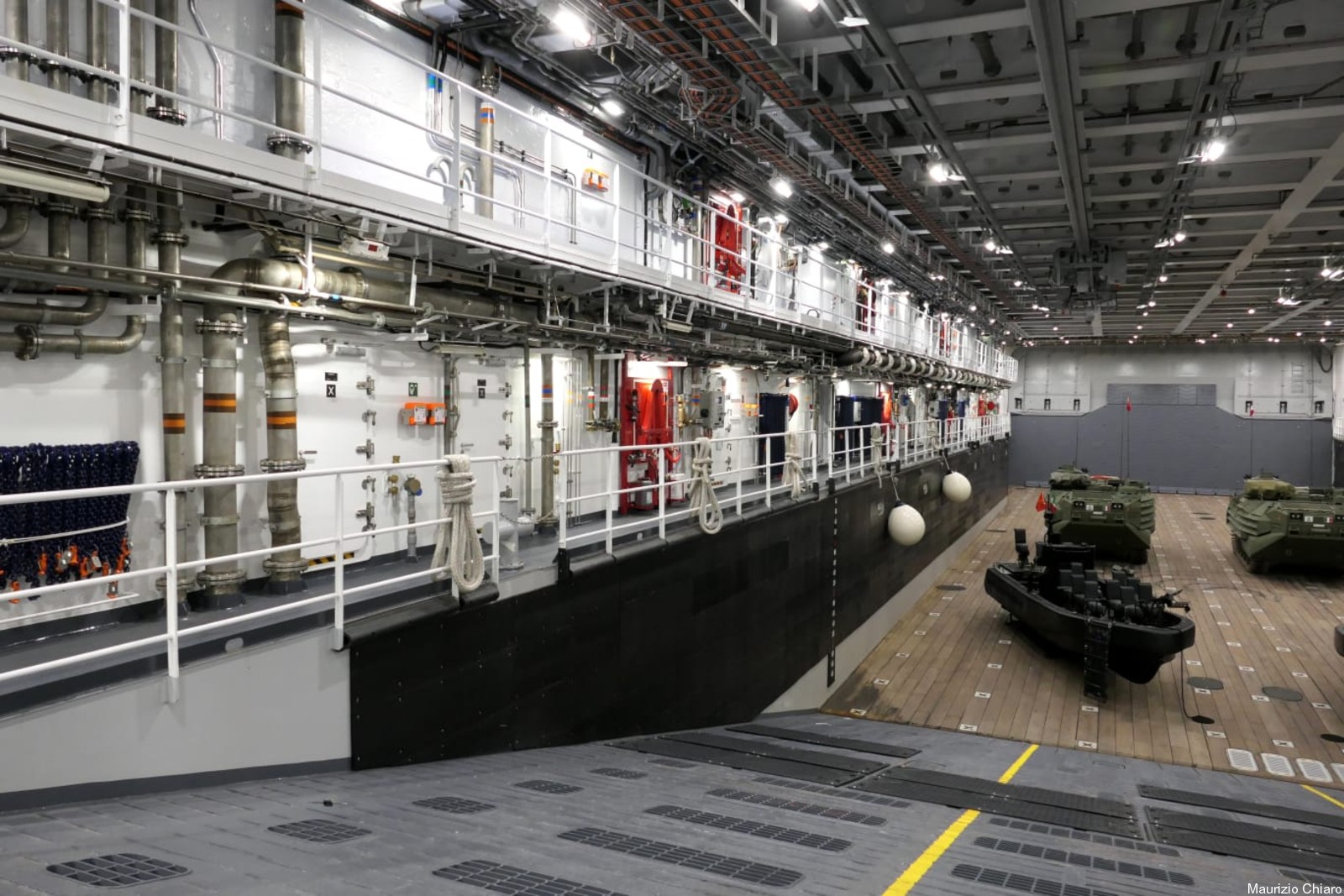 its trieste l9890 nave lhd landing ship helicopter dock italian navy marina militare well deck 29
