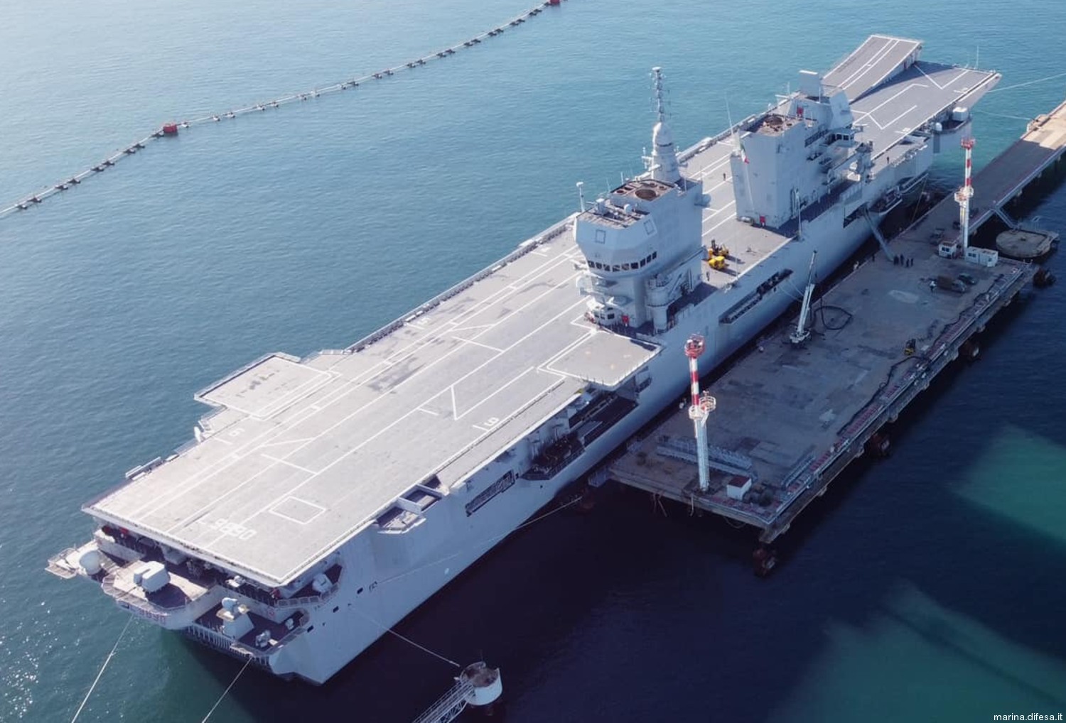 its trieste l9890 nave lhd landing ship helicopter dock italian navy marina militare 33
