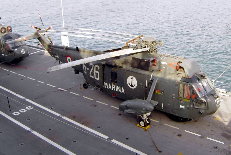 agusta sikorsky ash-3 sea king asw helicopter italian navy marina militare italiana