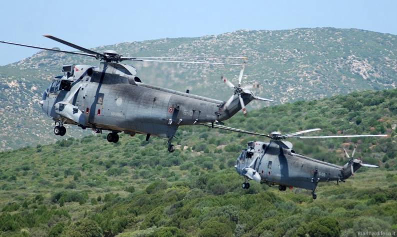 agusta ash-3 sea king helicopter italian navy
