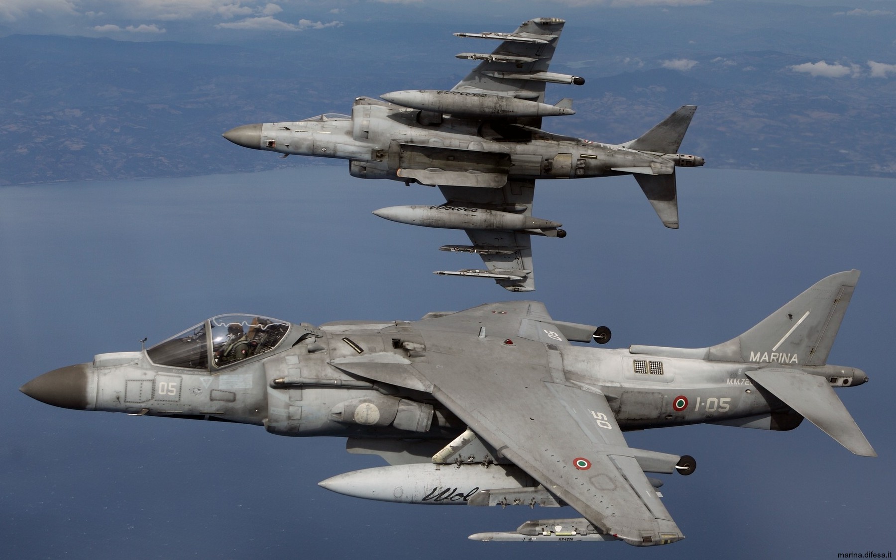 av-8b harrier ii+ italian navy marina militare grupaer wolves aircraft carrier 101x