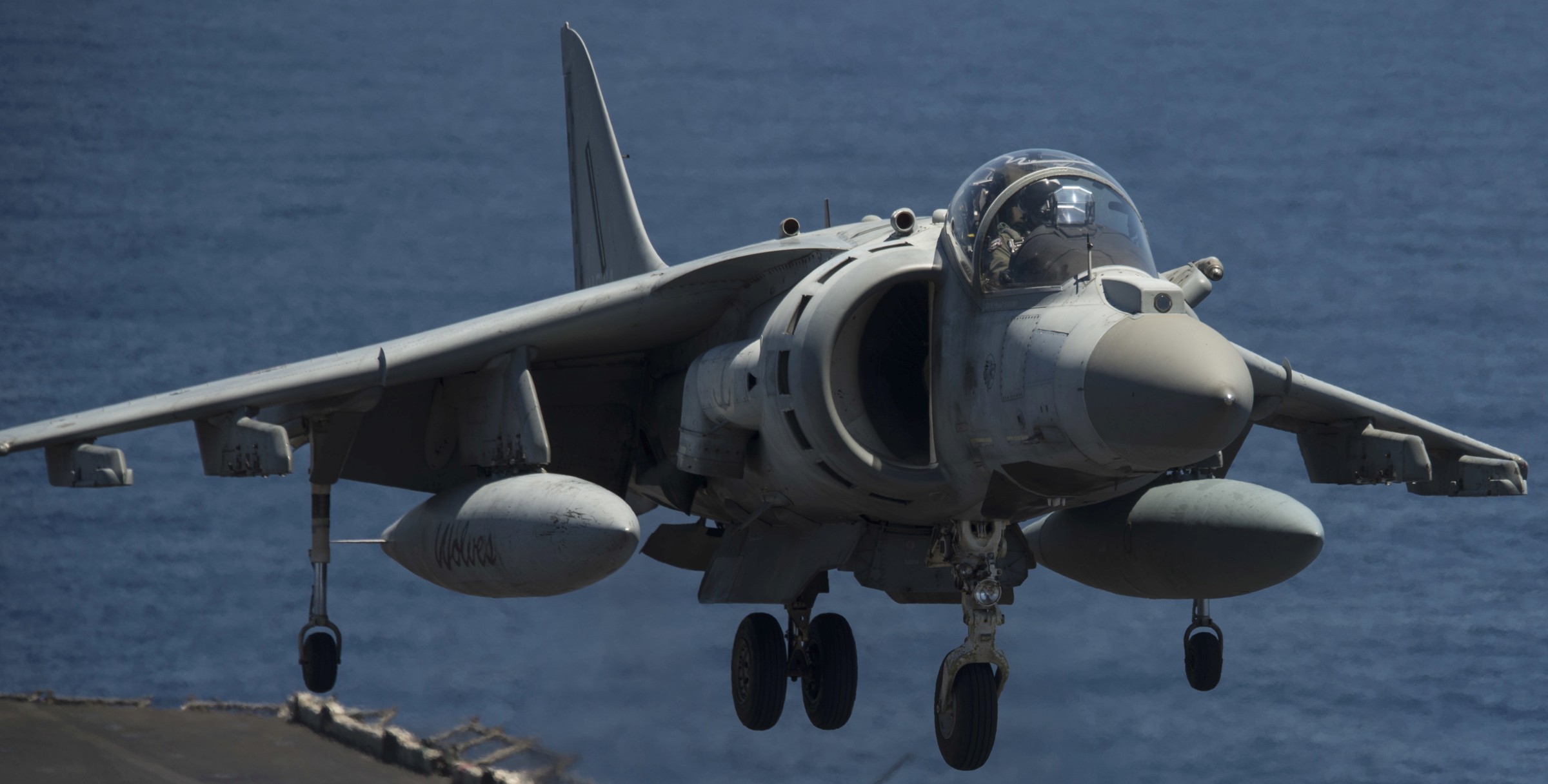 av-8b harrier ii+ italian navy marina militare grupaer wolves aircraft carrier 114