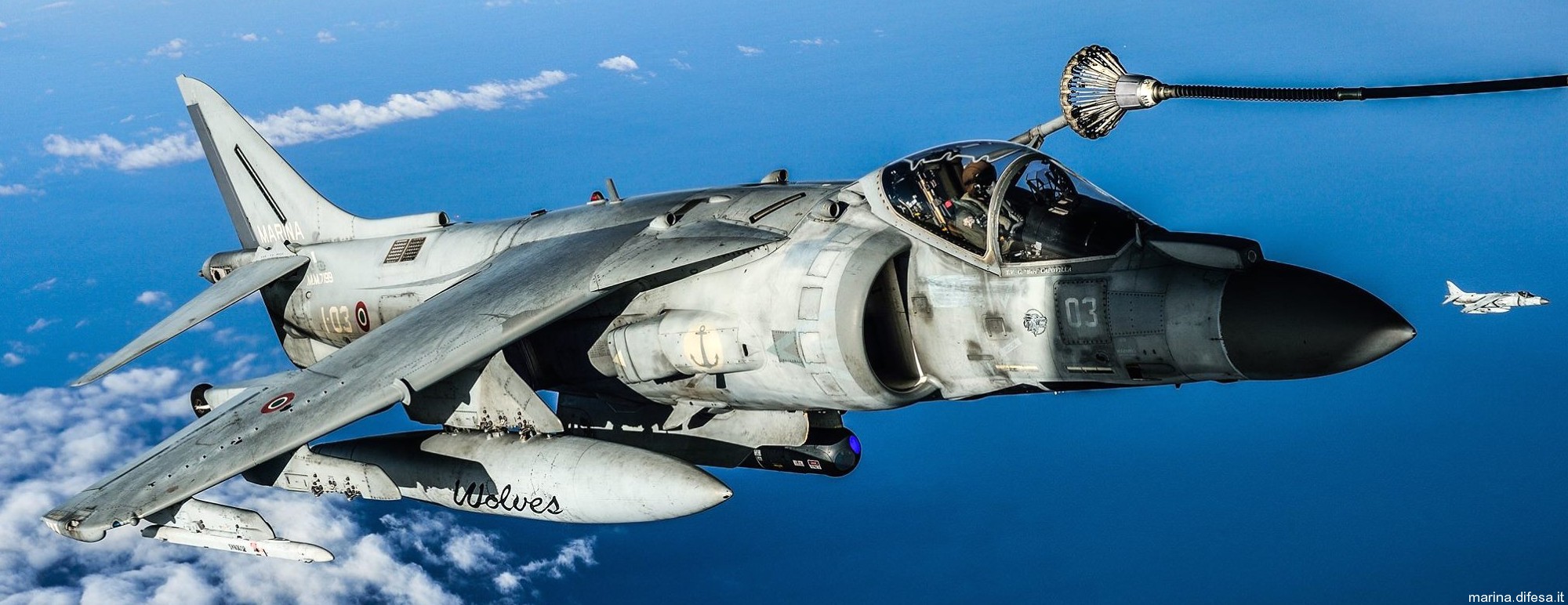 av-8b harrier ii+ italian navy marina militare grupaer wolves aircraft carrier 124