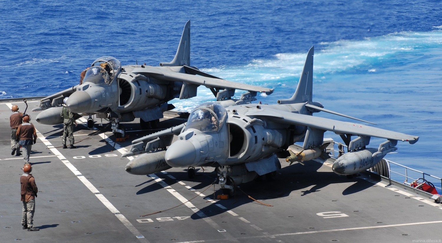 av-8b harrier ii italian navy marina militare grupaer aircraft carrier 30