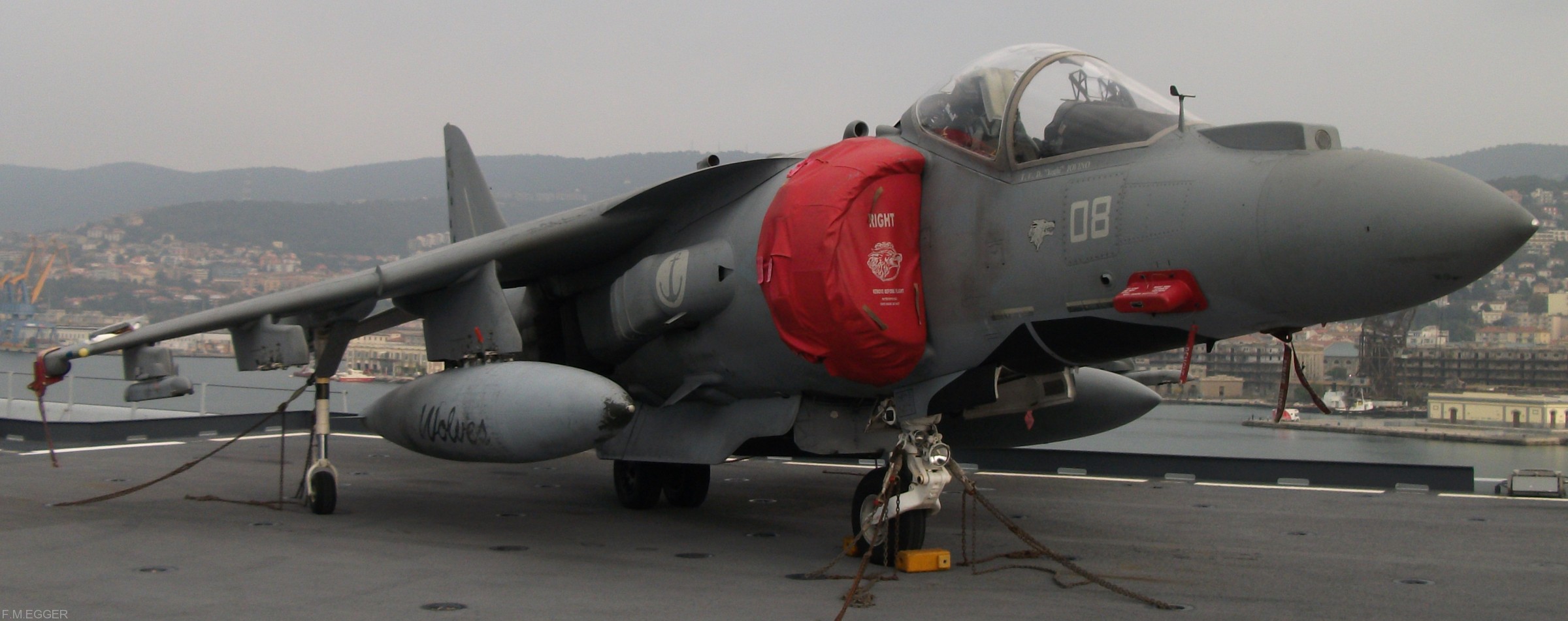 av-8b harrier ii italian navy marina militare grupaer wolves aircraft carrier 84