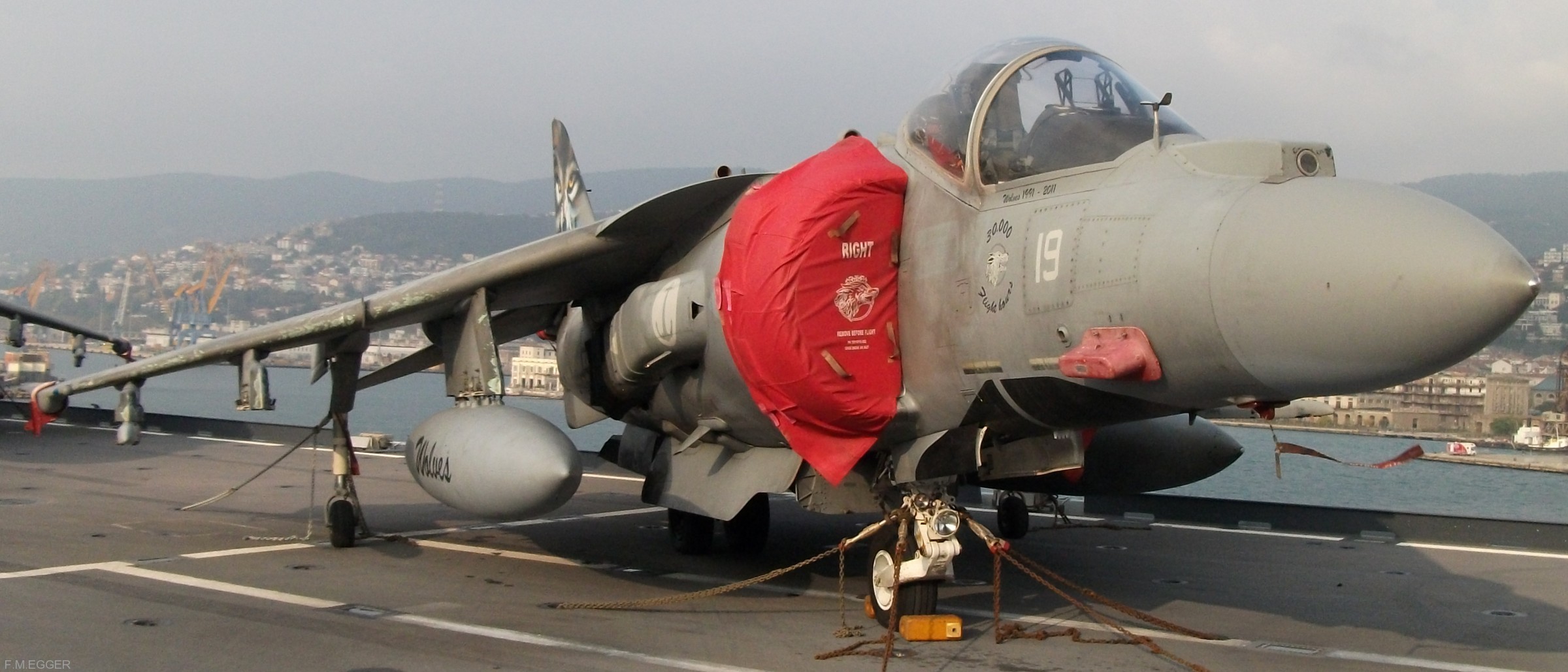 av-8b harrier ii italian navy marina militare grupaer wolves aircraft carrier 89