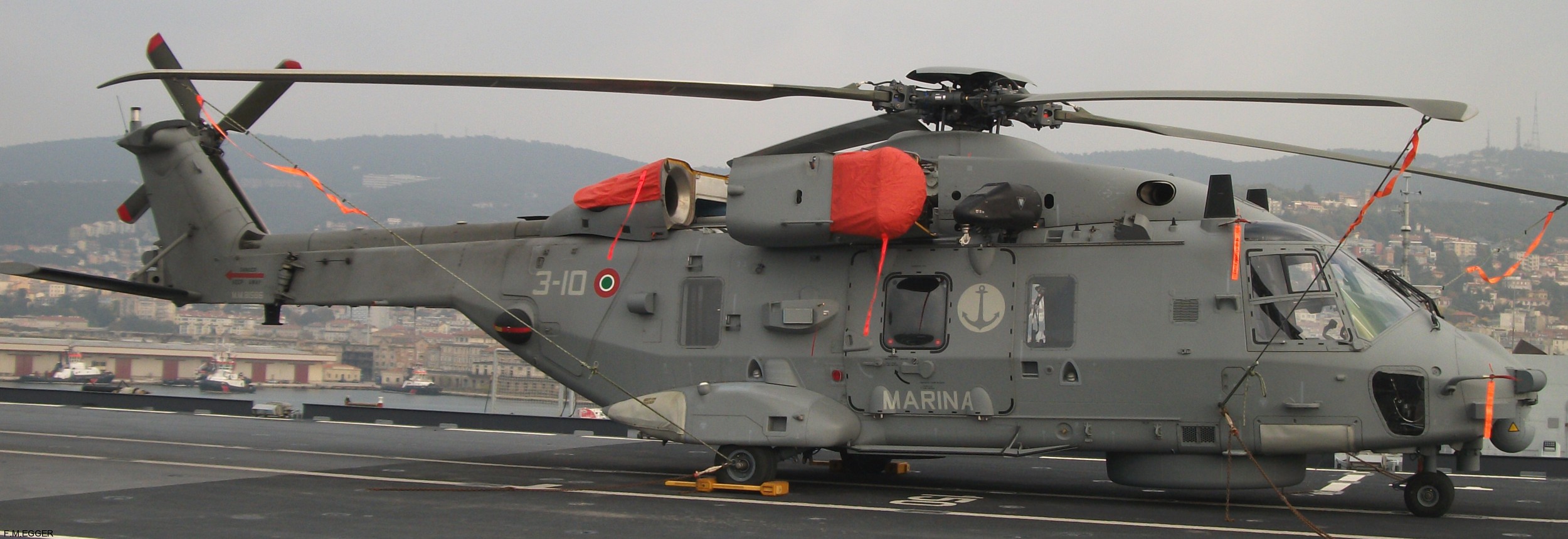 sh-90a nfh helicopter italian navy marina militare mm81586 3-10 20