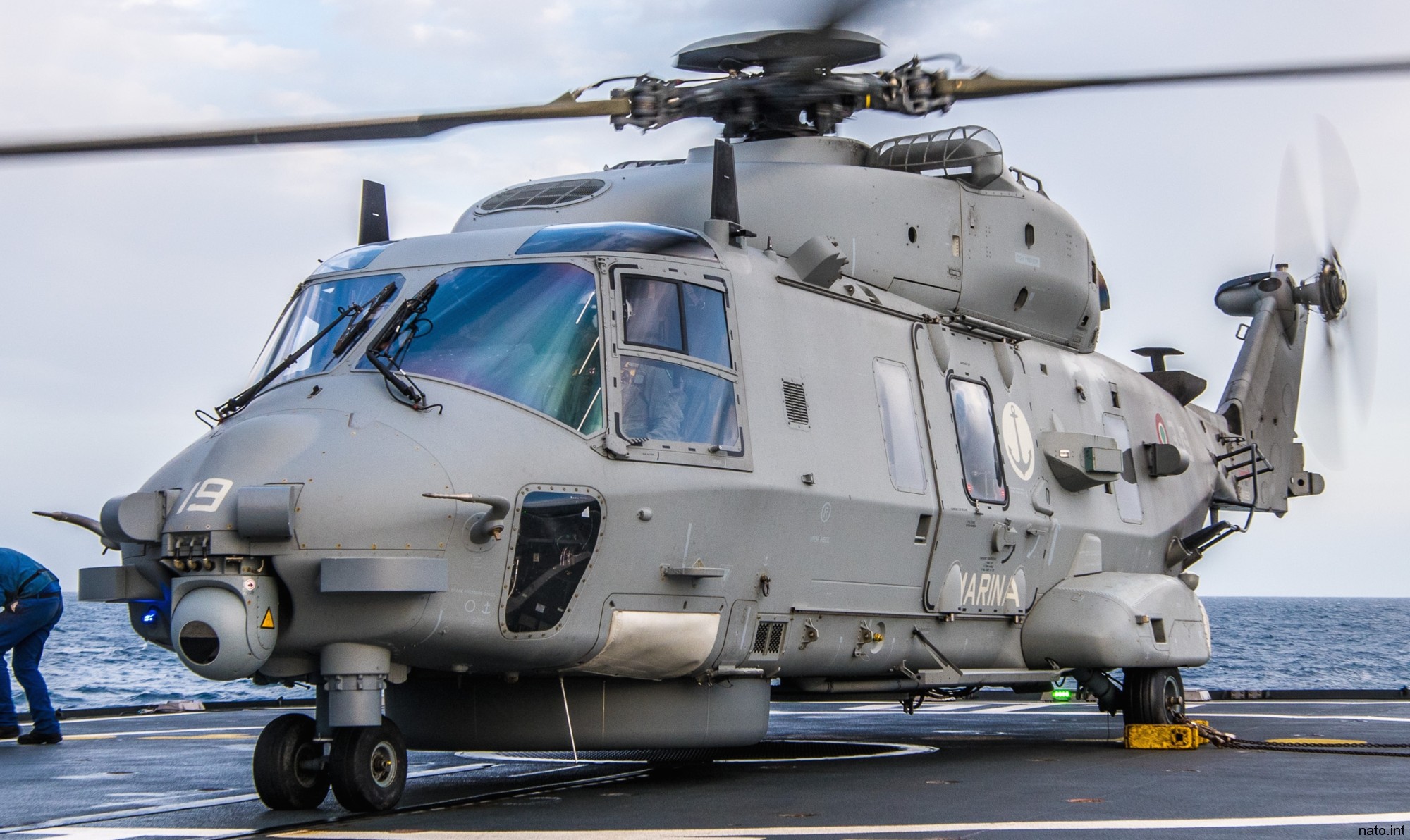 sh-90a nfh helicopter italian navy marina militare mm81594 3-19 33