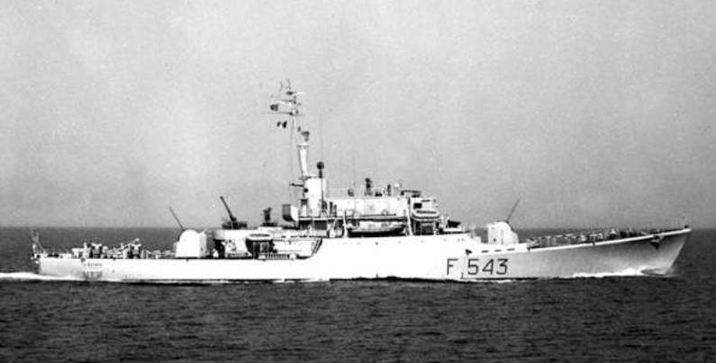 f 543 its nave albatros corvette italian navy navalmeccanica castellammare di stabia