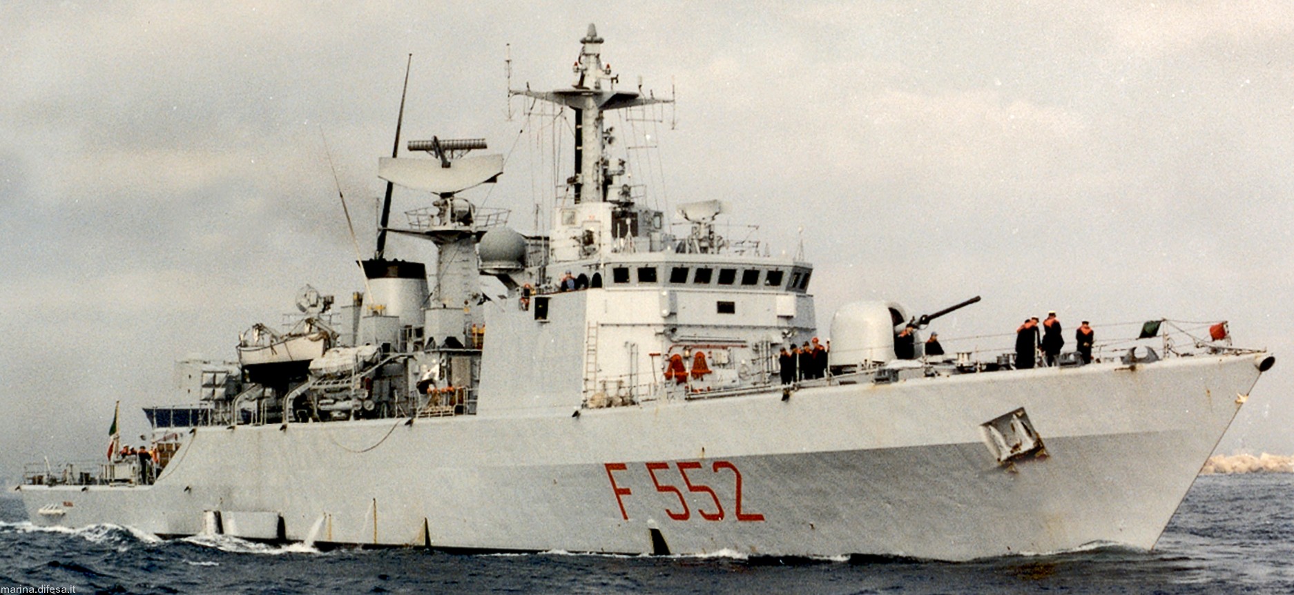 f-552 urania nave its minerva class corvette italian navy marina militare 02x fincantieri riva trigoso