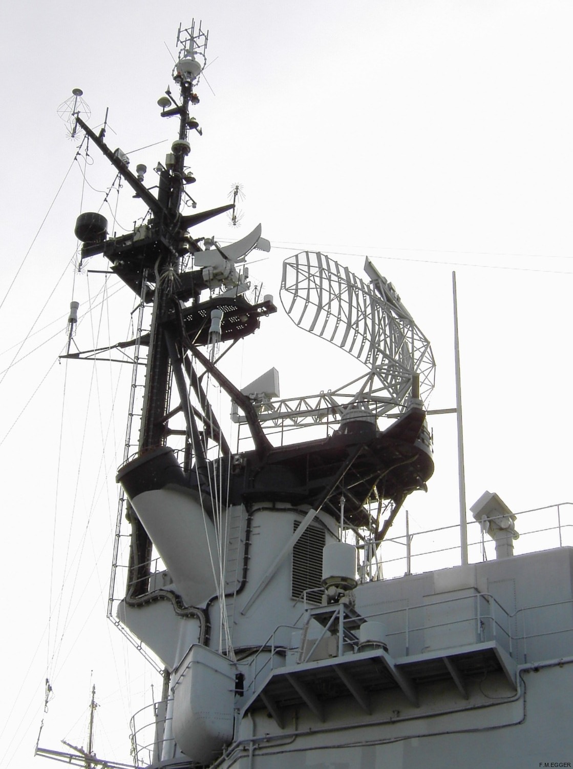 d-551 audace its nave guided missile destroyer ddg italian navy marina militare mm/sps-768 radar 29