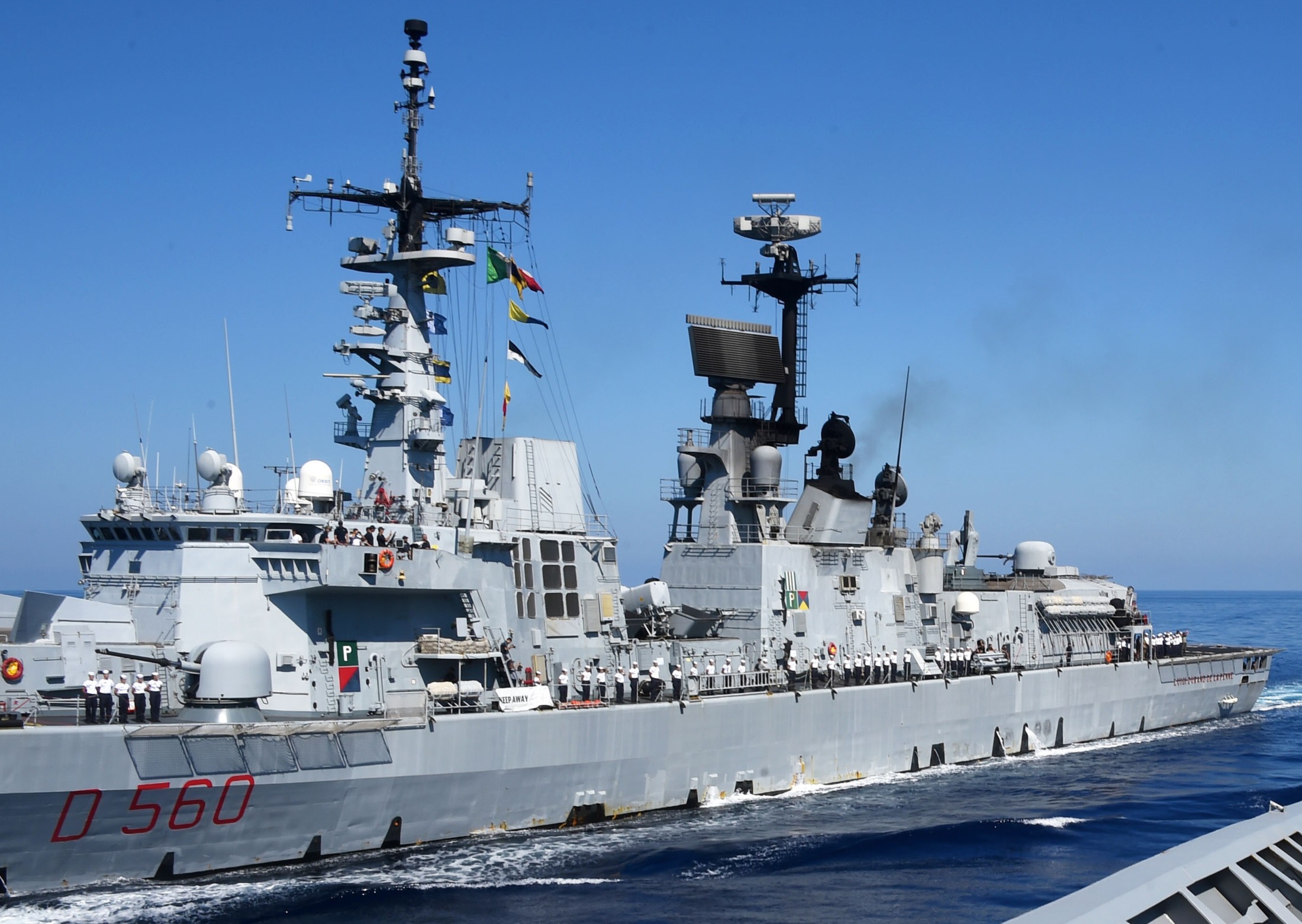d-560 luigi durand de la penne its nave guided missile destroyer ddg italian navy marina militare 04