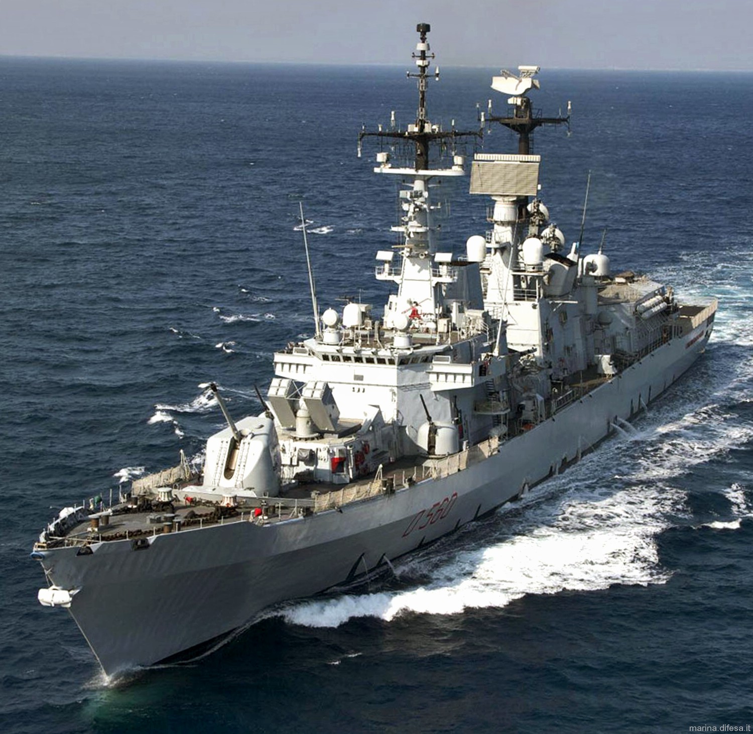 d-560 luigi durand de la penne its nave guided missile destroyer ddg italian navy marina militare 11