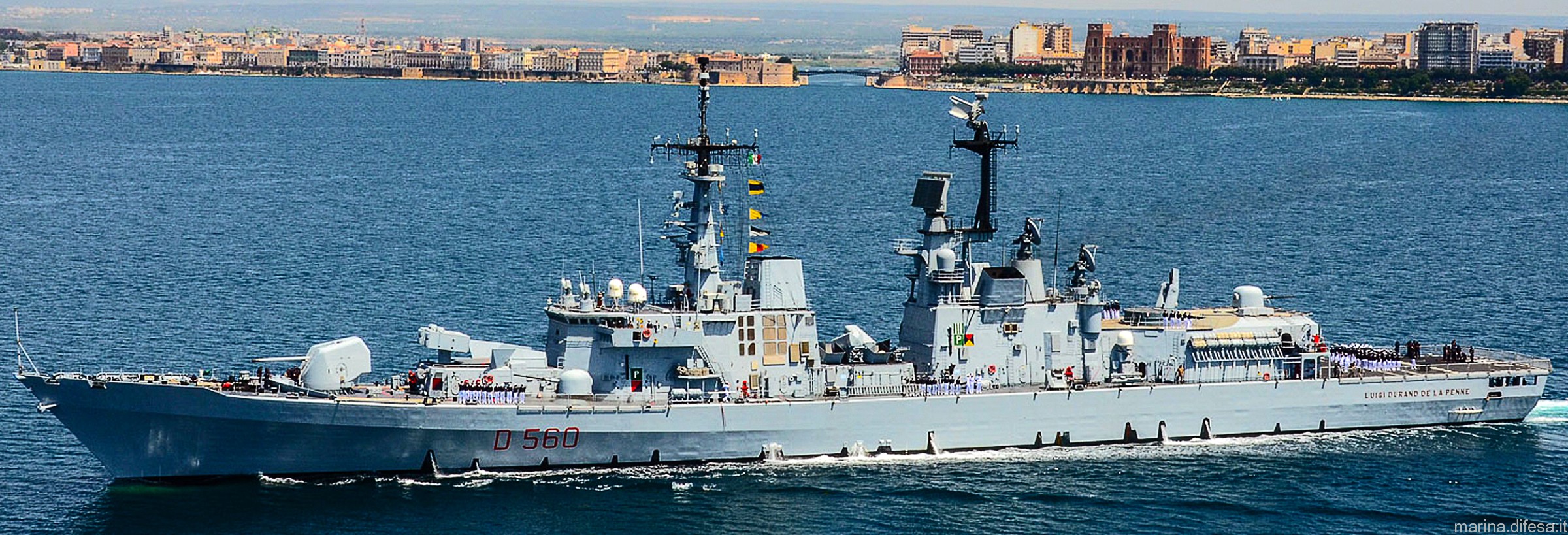 d-560 luigi durand de la penne its nave guided missile destroyer ddg italian navy marina militare 18