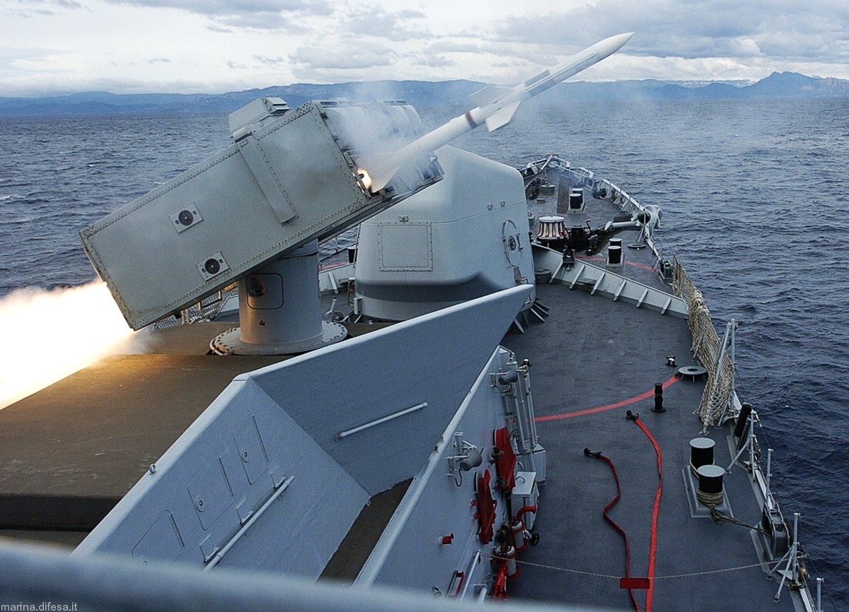durand de la penne class guided misssile destroyer ddg italian navy marina militare mmi alenia aspide sam albatros launcher