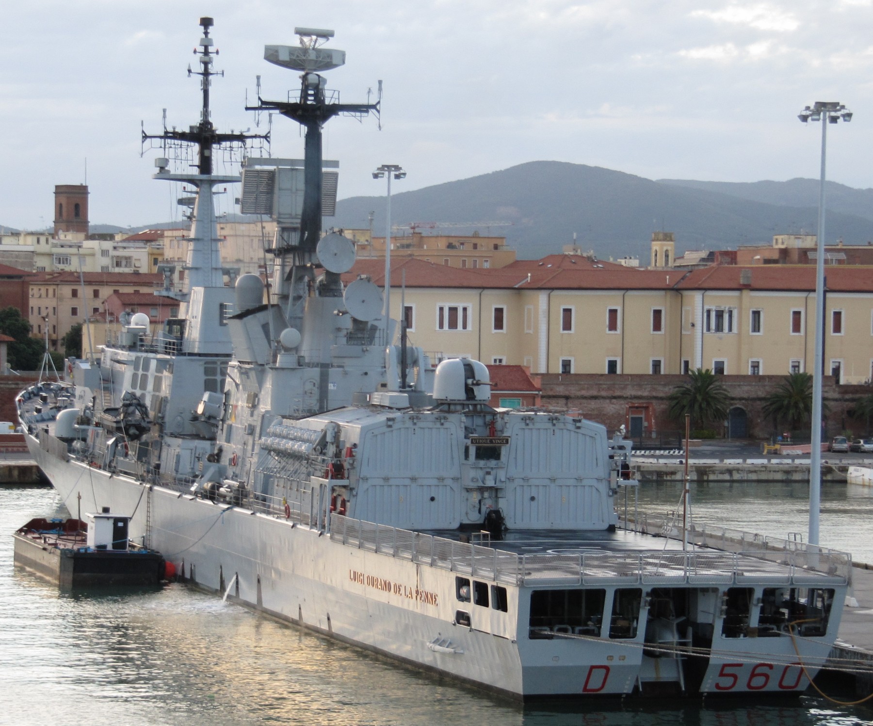 d-560 luigi durand de la penne its nave guided missile destroyer ddg italian navy marina militare 64