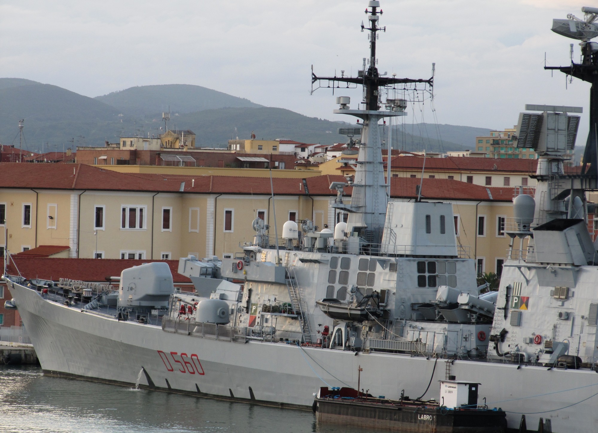 d-560 luigi durand de la penne its nave guided missile destroyer ddg italian navy marina militare 68