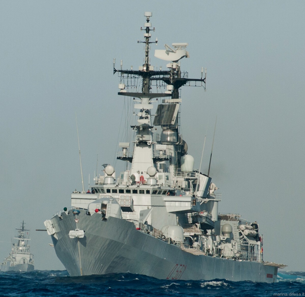 d-561 francesco mimbelli its nave guided missile destroyer ddg italian navy marina militare 14