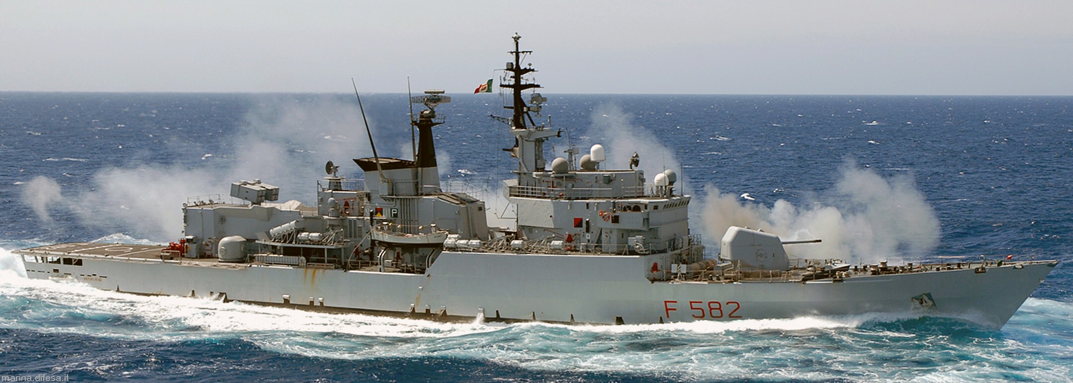 f-582 artigliere nave its soldati class frigate italian navy marina militare 02