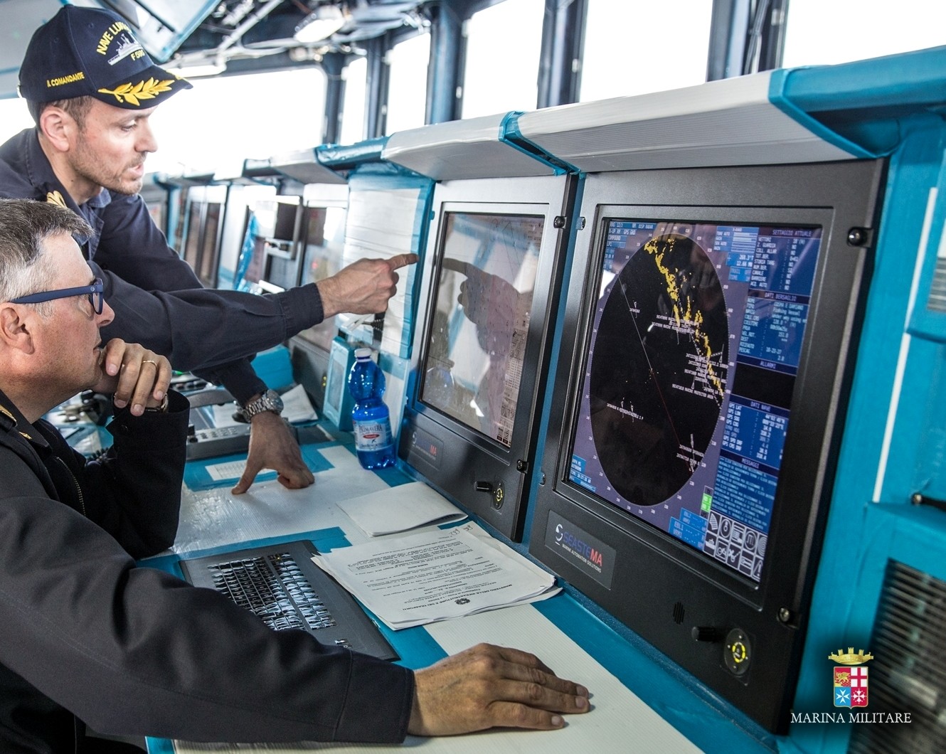 f-595 luigi rizzo its nave bergamini fremm class guided missile frigate italian navy marina militare 31 bridge helm