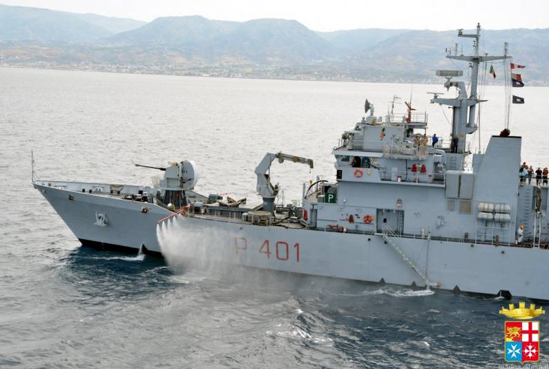 p 401 its cassiopea offshore patrol vessel italian navy oto melara 76/62 allargato gun kba 25/80 machine gun system