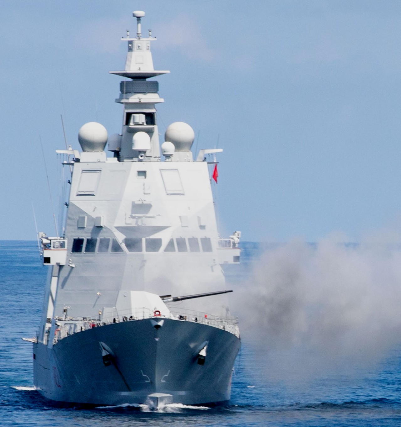p-432 raimondo montecuccoli thaon di revel class offshore patrol vessel opv ppa nave its italian navy marina militare 127/64 gun fire 28