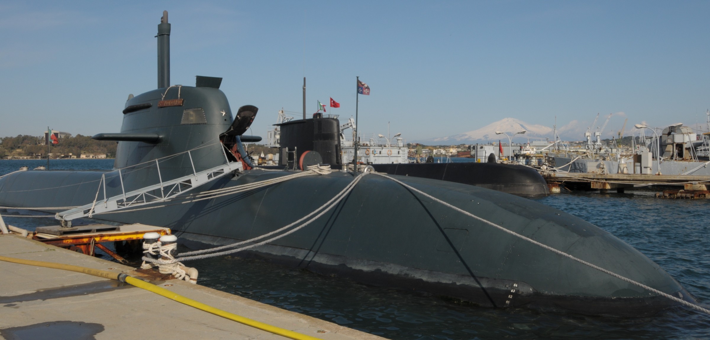 its salvatore todaro s-526 type 212a class submarine italian navy marina militare 42