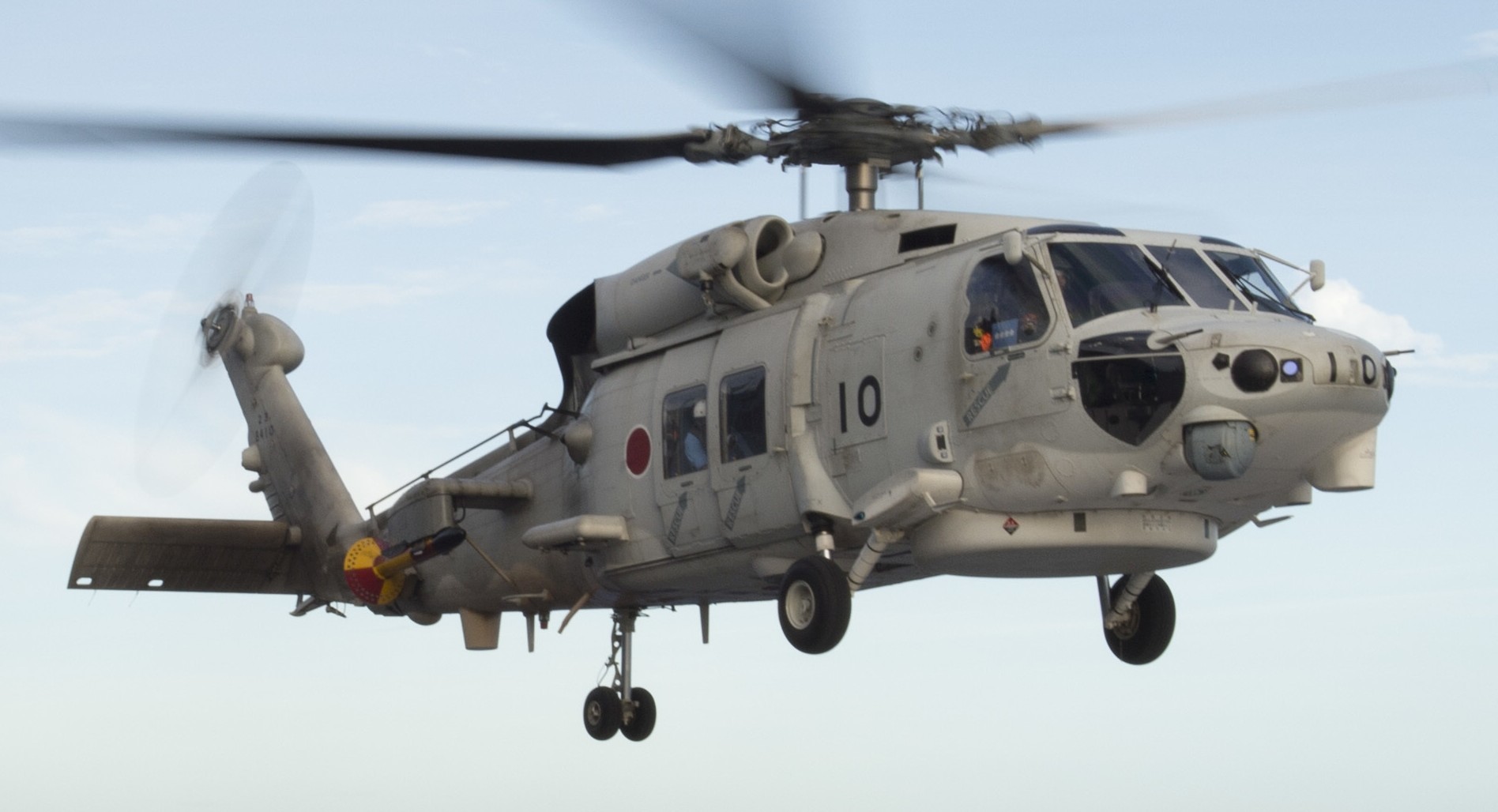 mitsubishi sh-60k helicopter anti submarine japan maritime self defense force jmsdf navy seahawk 8410 03