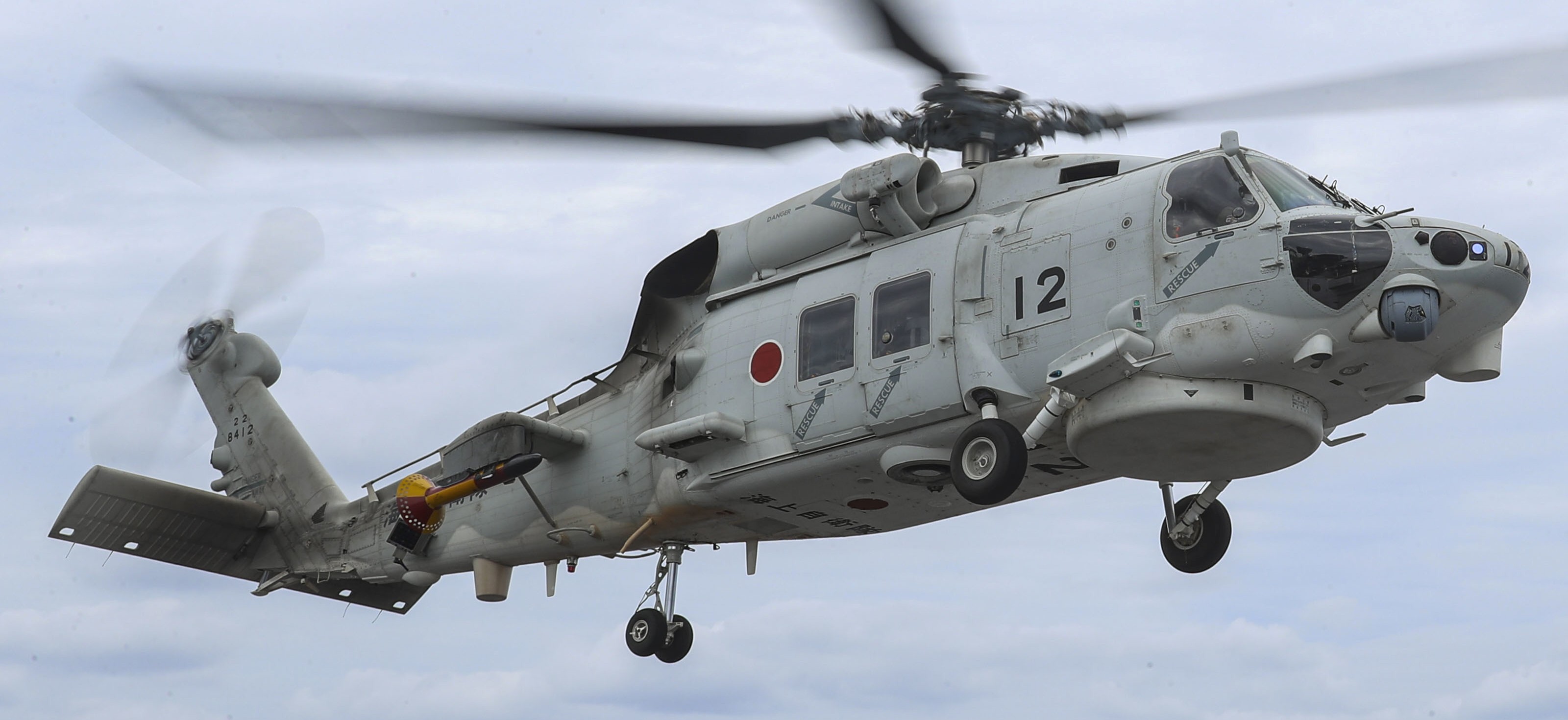 mitsubishi sh-60k helicopter anti submarine japan maritime self defense force jmsdf navy seahawk 8412 02