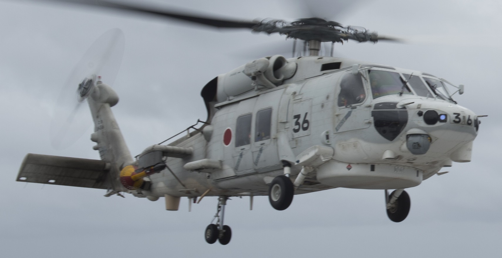 mitsubishi sh-60k helicopter anti submarine japan maritime self defense force jmsdf navy seahawk 8436 02