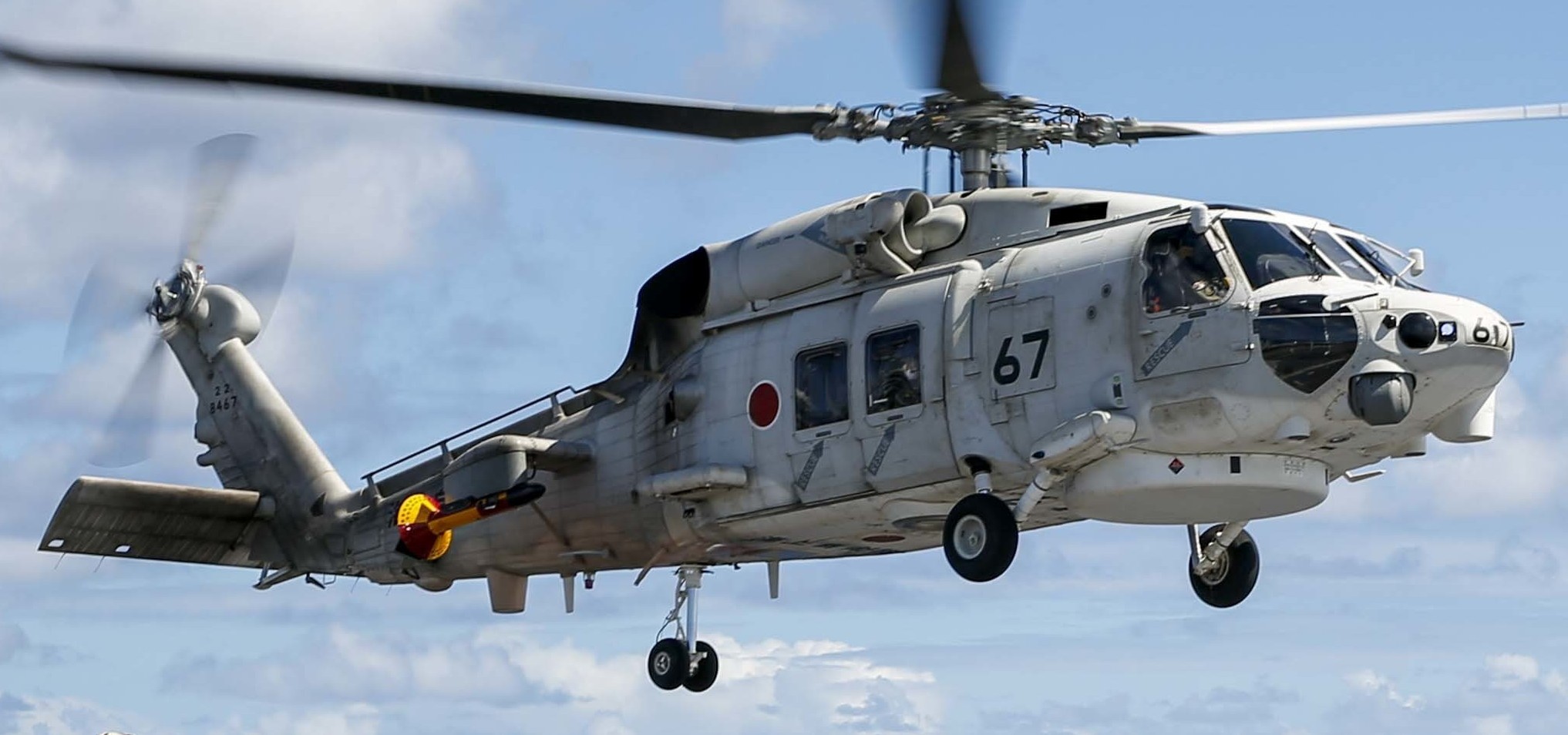 mitsubishi sh-60k helicopter anti submarine japan maritime self defense force jmsdf navy seahawk 8467 02