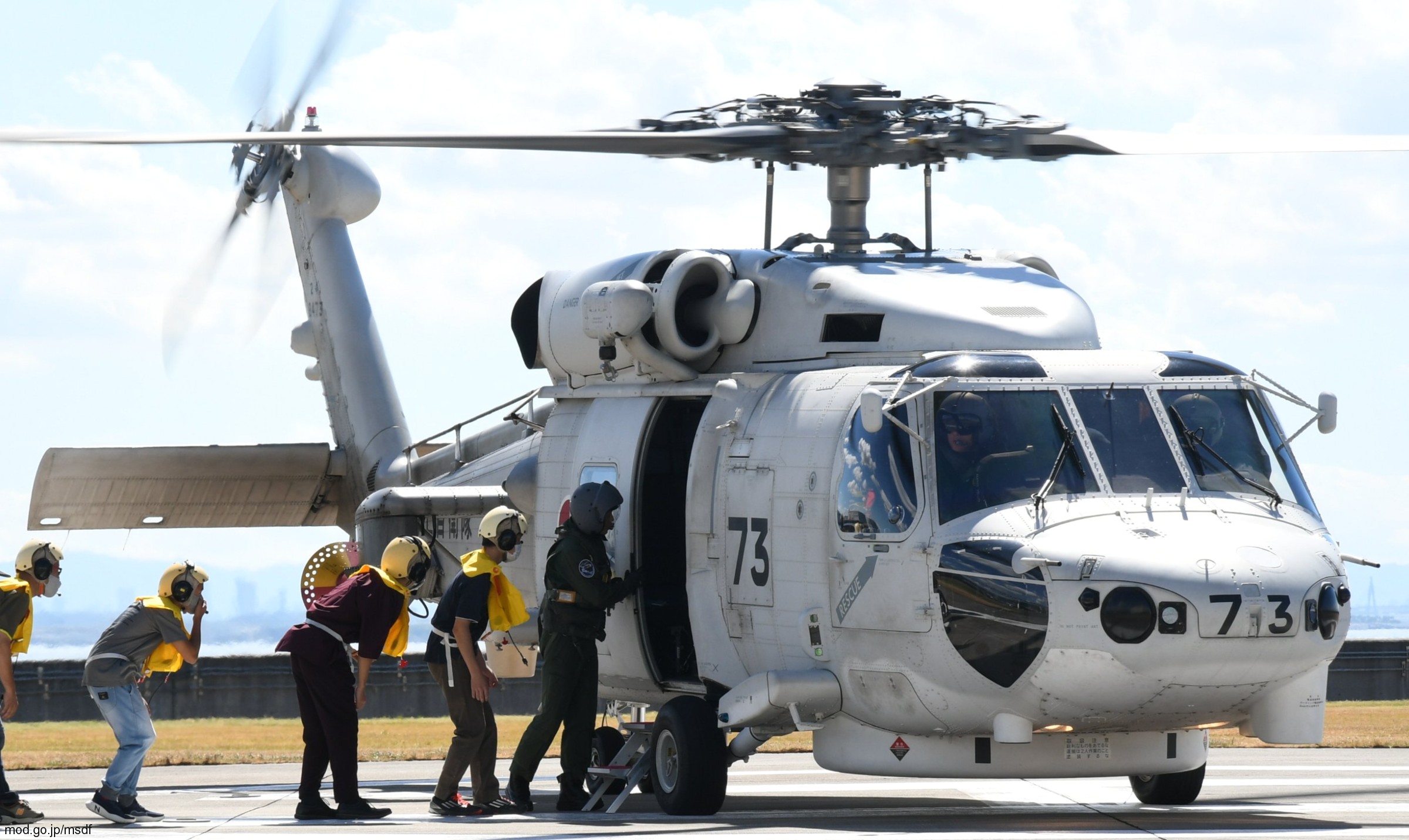 mitsubishi sh-60k helicopter anti submarine japan maritime self defense force jmsdf navy seahawk 8473 02