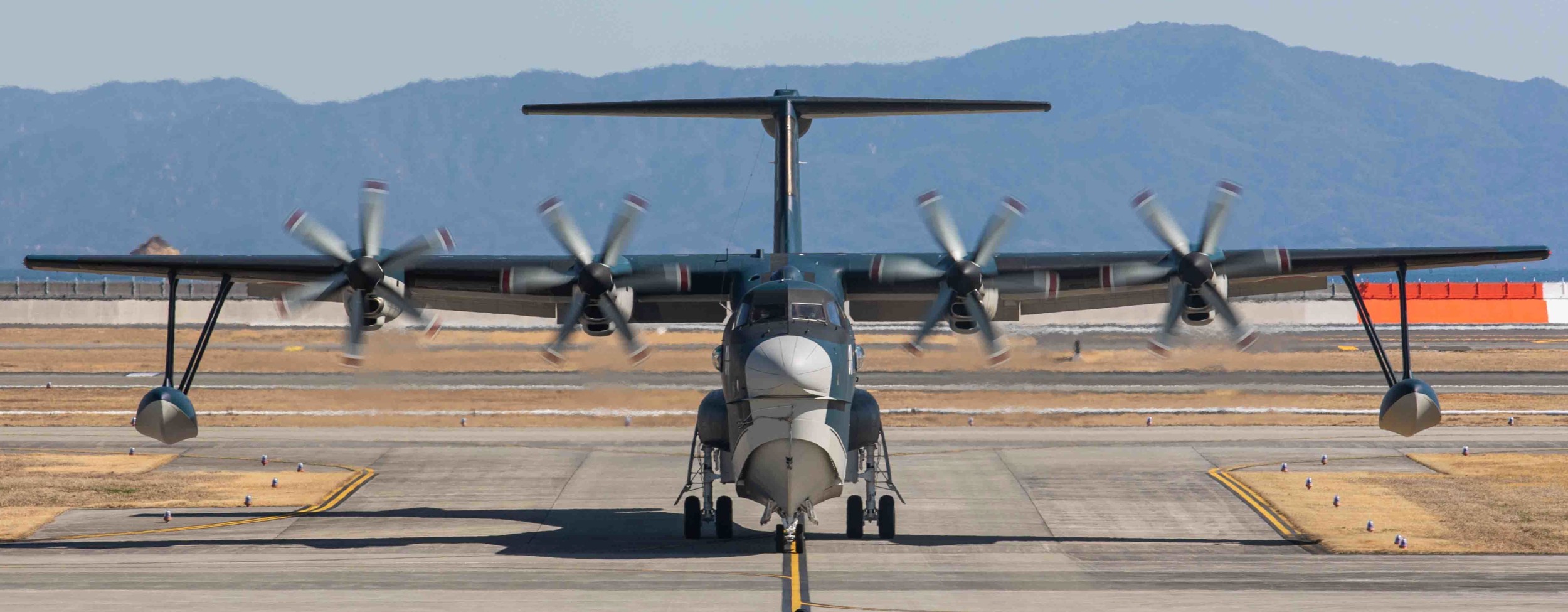 shin maywa us-2 flying boat japan maritime self defense force jmsdf sar 71 squadron atsugi 9901 05