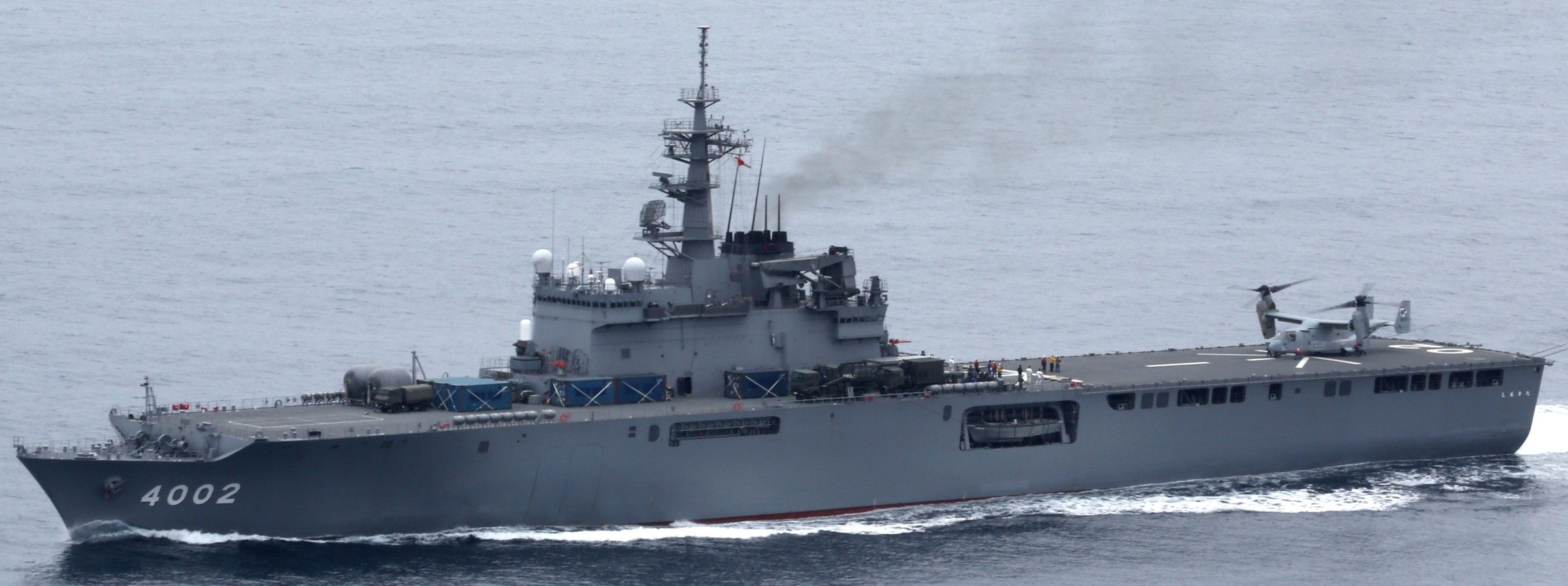 lst-4002 js shimokita osumi class amphibious tank landing ship transport dock japan maritime self defense force jmsdf 18