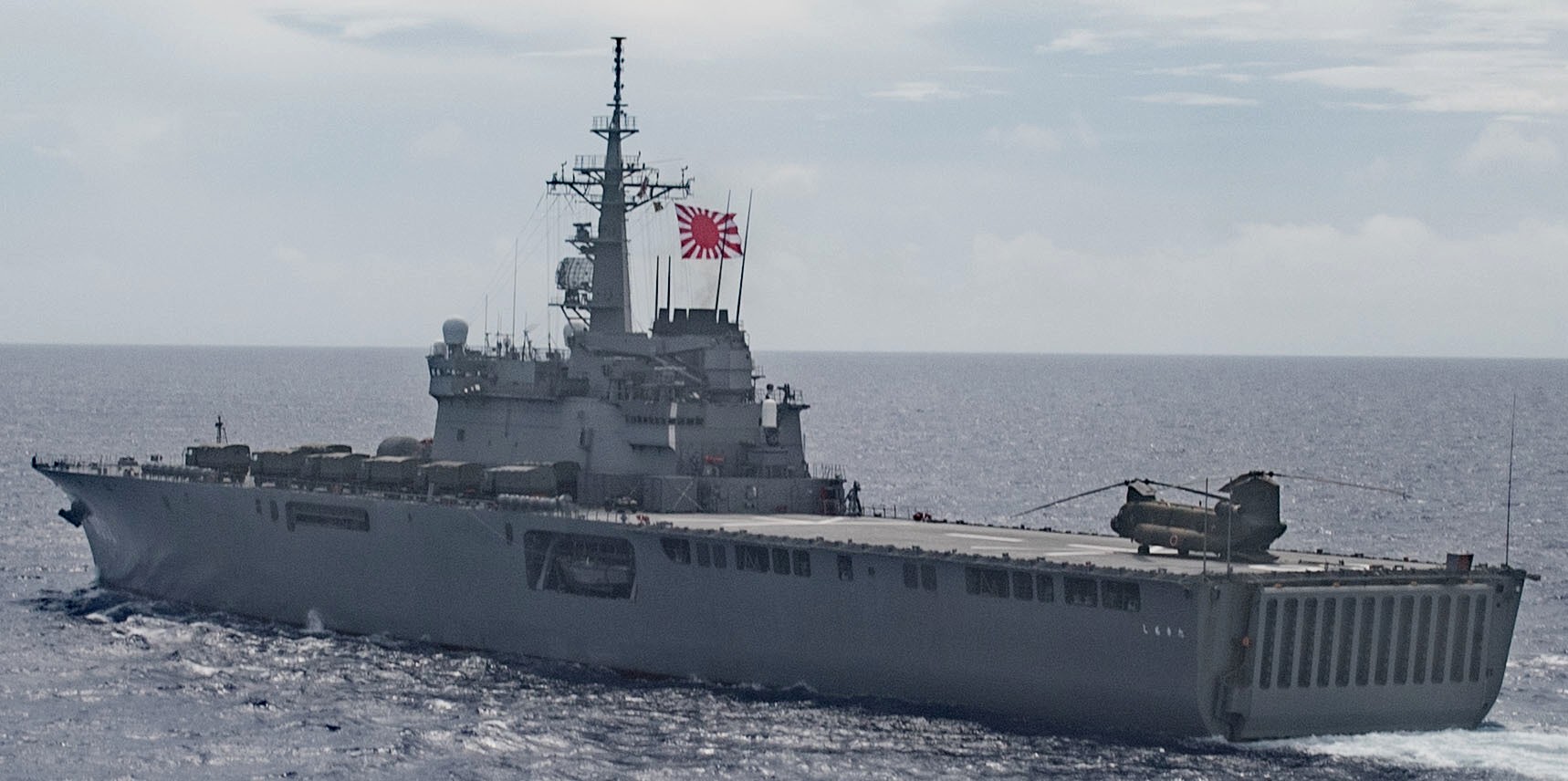 lst-4002 js shimokita osumi class amphibious tank landing ship transport dock japan maritime self defense force jmsdf 23