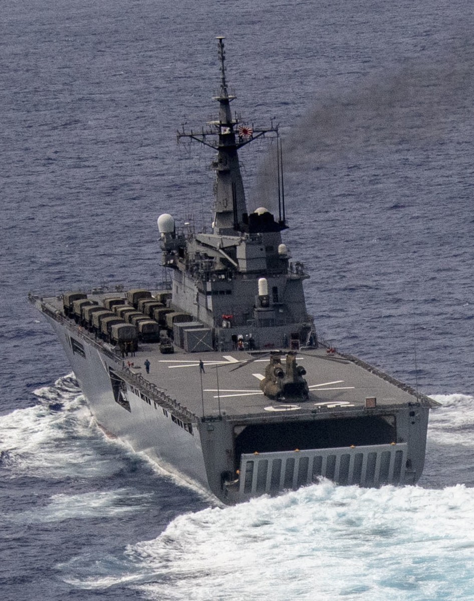 lst-4002 js shimokita osumi class amphibious tank landing ship transport dock japan maritime self defense force jmsdf 34