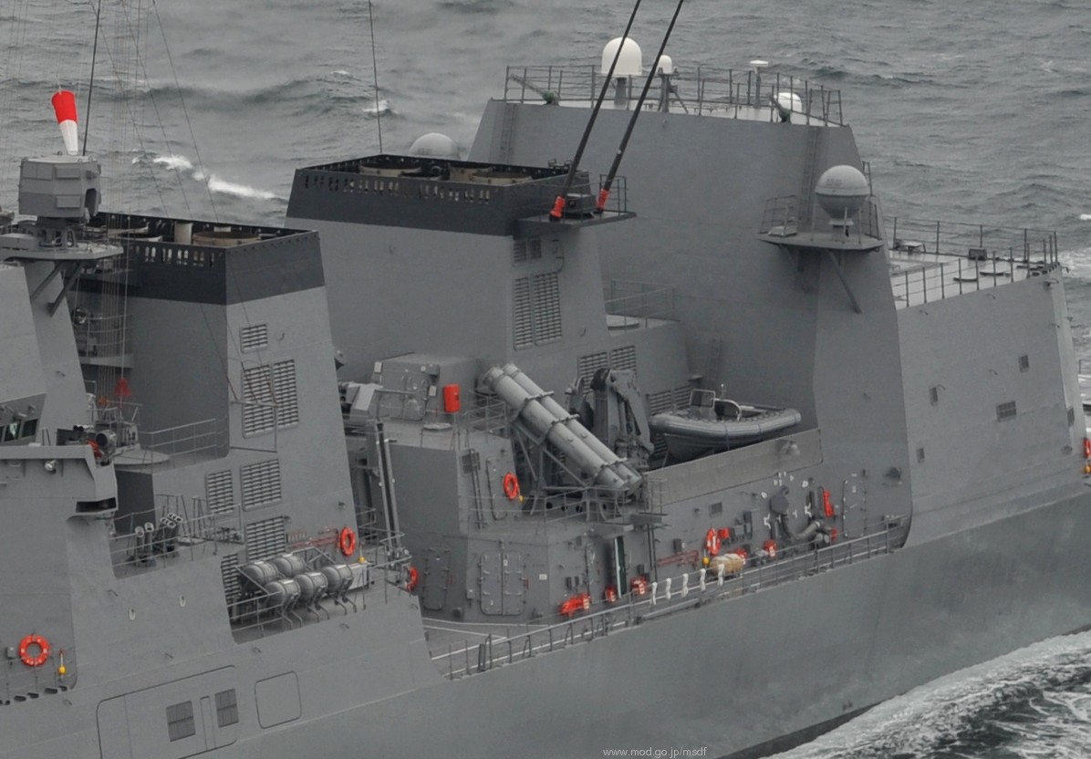 akizuki class destroyer japan maritime self defense force jmsdf mk-141 type-90 ssm-1b launcher superstructure details 08