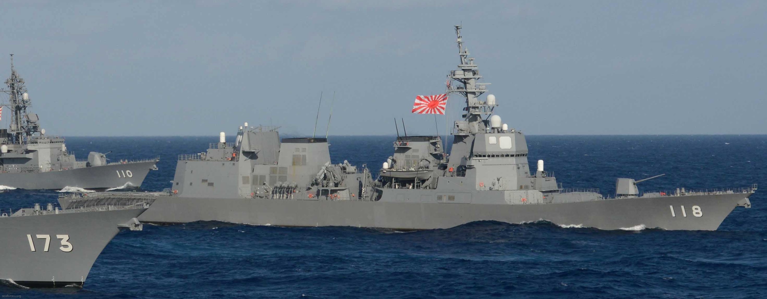 dd-118 js fuyuzuki akizuki class destroyer japan maritime self defense force jmsdf 18
