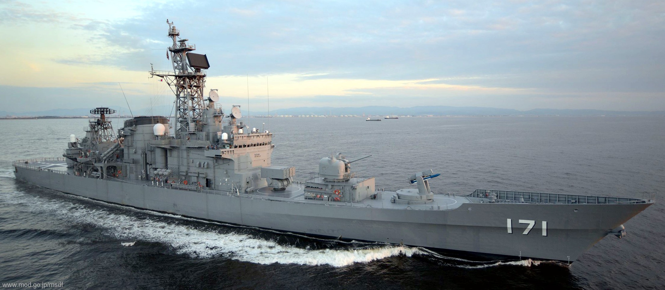 ddg-171 jds hatakaze class guided missile destroyer japan maritime self defense force jmsdf 05