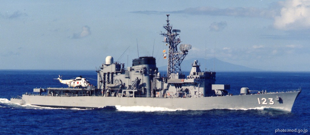 dd-123 jds shirayuki hatsuyuki class destroyer japan maritime self defense force jmsdf hitachi zosen mauzuru