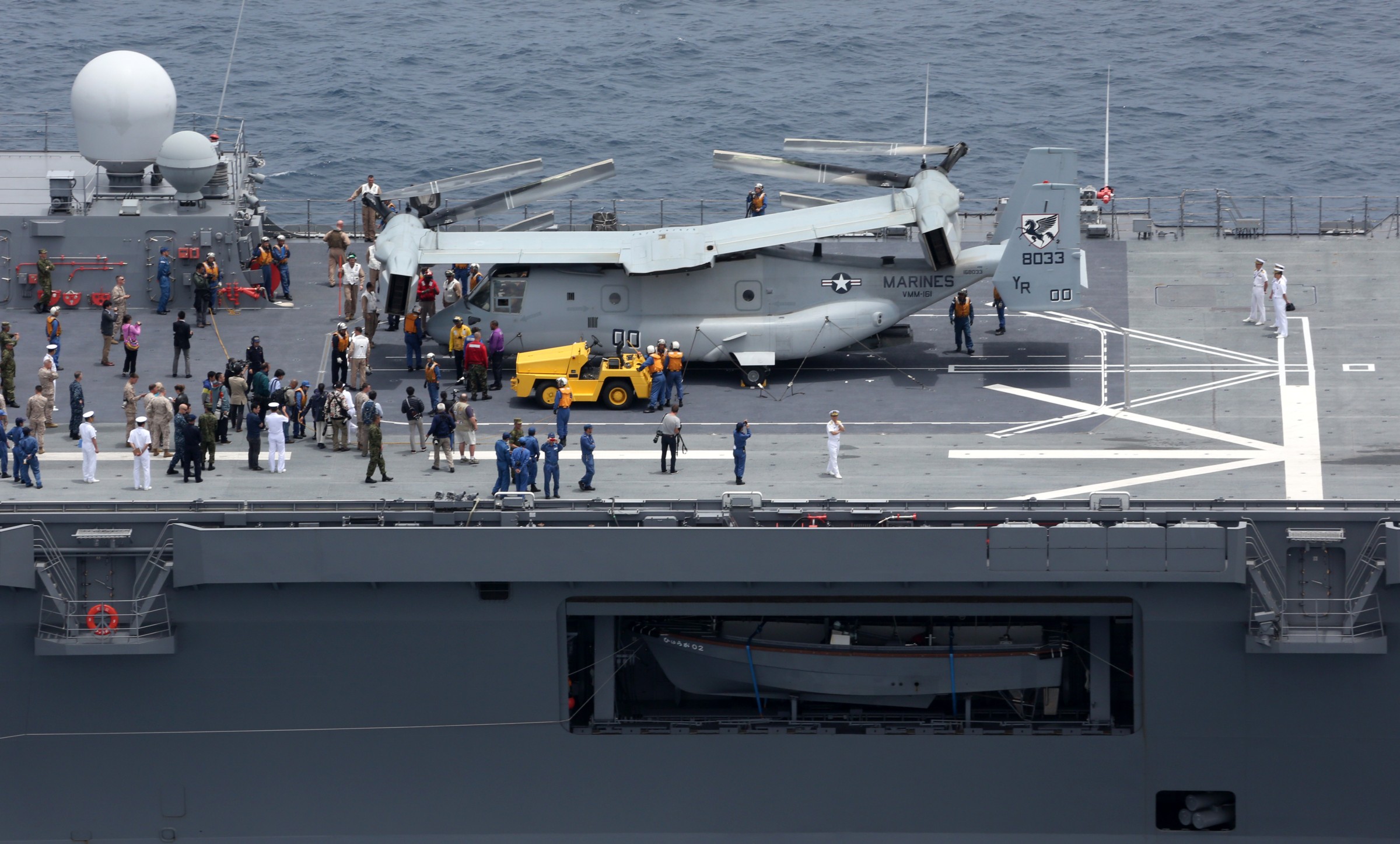 hyuga class helicopter destroyer ddh jmsdf  japan maritime self defense force type-68 hos-302 torpedo tubes mv-22b osprey